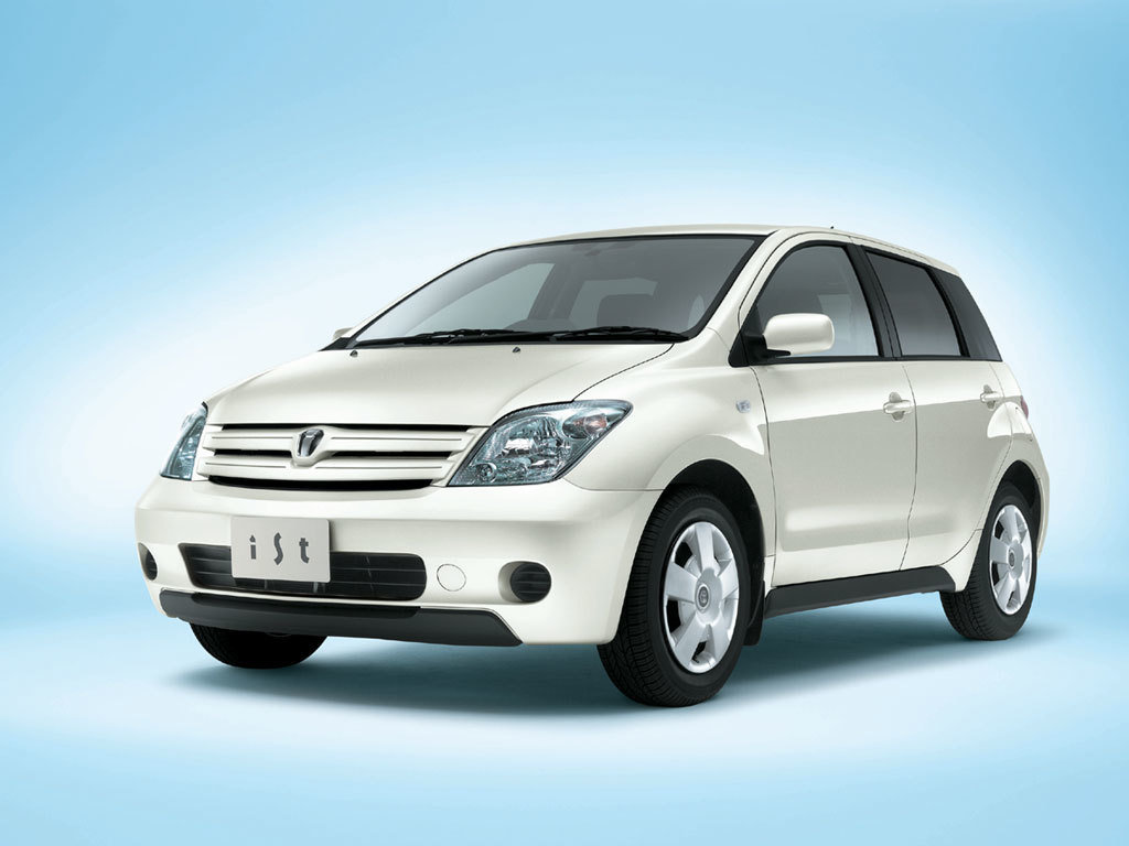 Toyota ist (NCP60, NCP61, NCP65) 1 поколение, хэтчбек 5 дв. (05.2002 - 04.2005)
